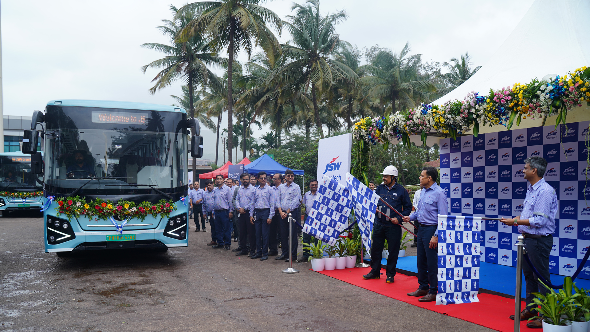 100 Electric Buses